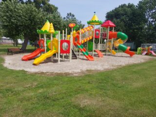 Plac-zabaw-3